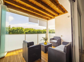 Appartement 4* au cœur de St-Jean-de-Luz avec terrasse et parking, à 5 min de la plage - FR-1-239-522